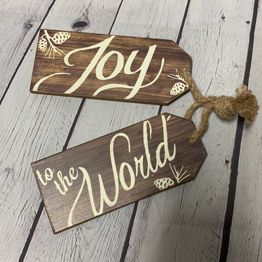 Set of 2 Christmas Wooden Decorative Tags
